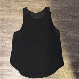 Size 8 Lululemon sculpted tank